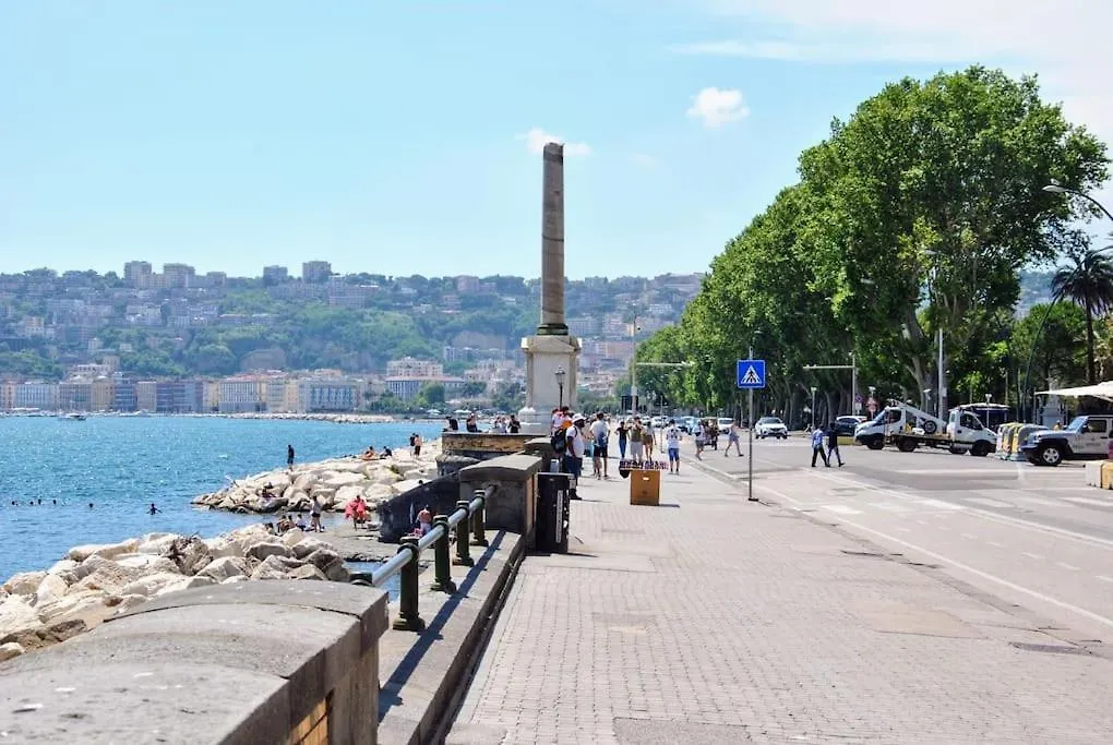 Partenope 3- Exclusive Apt. On The Naples Seafront 意大利